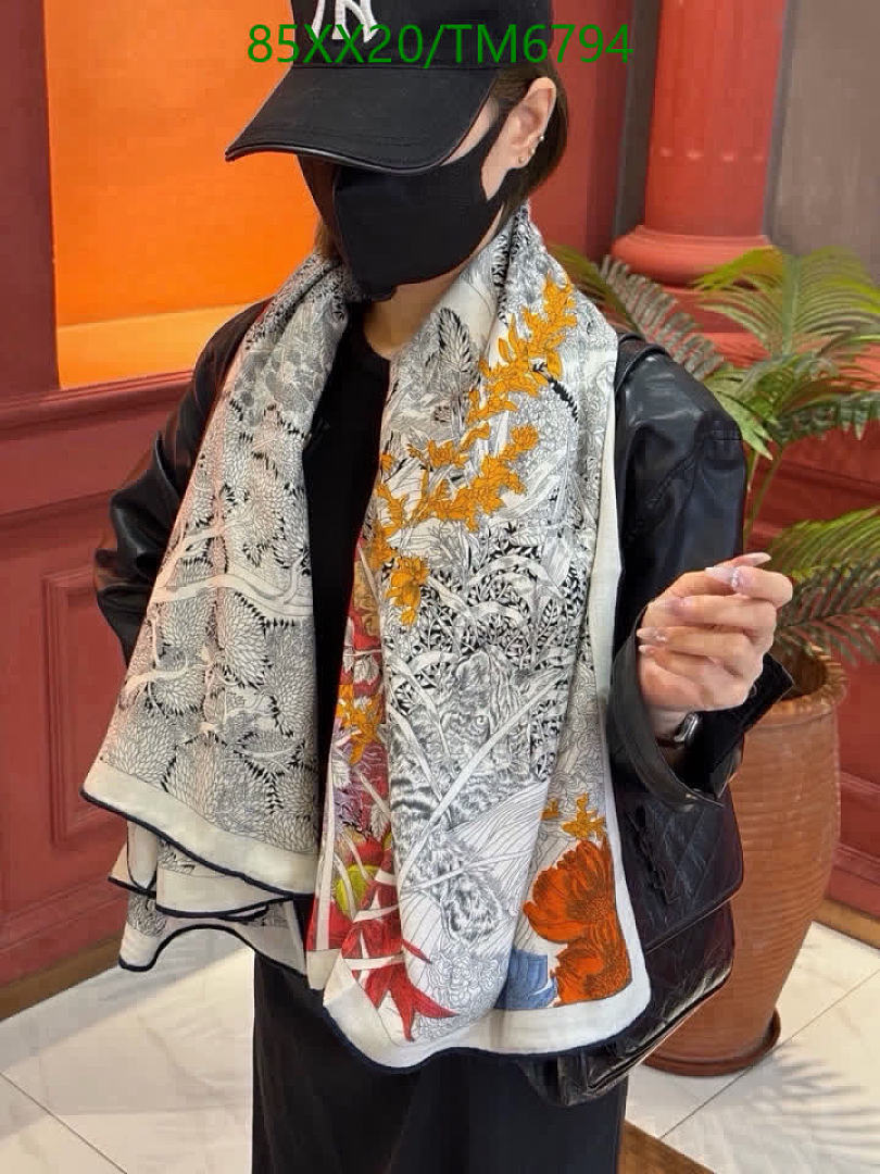Hermes-Scarves Code: TM6794 $: 85USD