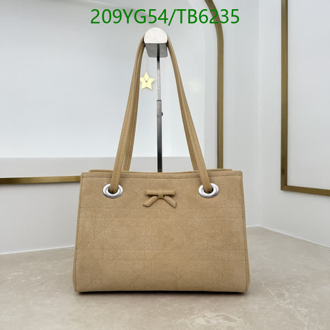 Dior-Bags(5A) Code: TB6235 $: 209USD