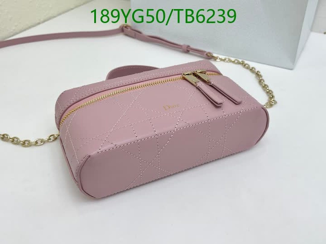 Dior-Bags(5A) Code: TB6239 $: 189USD