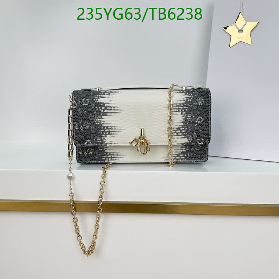Dior-Bags(5A) Code: TB6238 $: 235USD