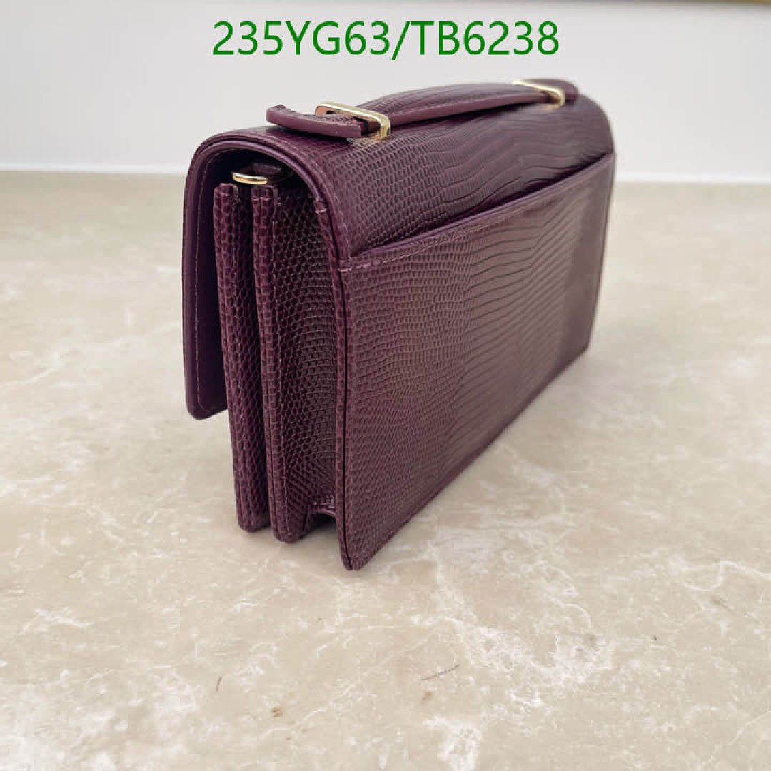 Dior-Bags(5A) Code: TB6238 $: 235USD
