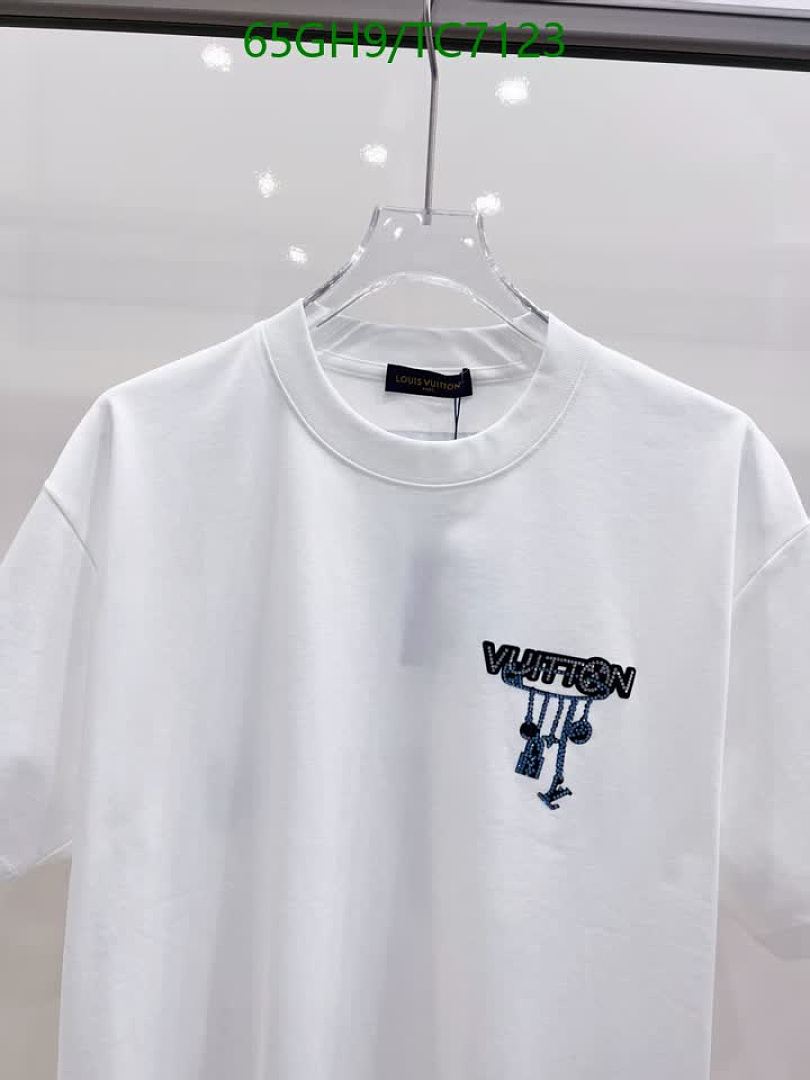 LV-Clothing Code: TC7123 $: 65USD