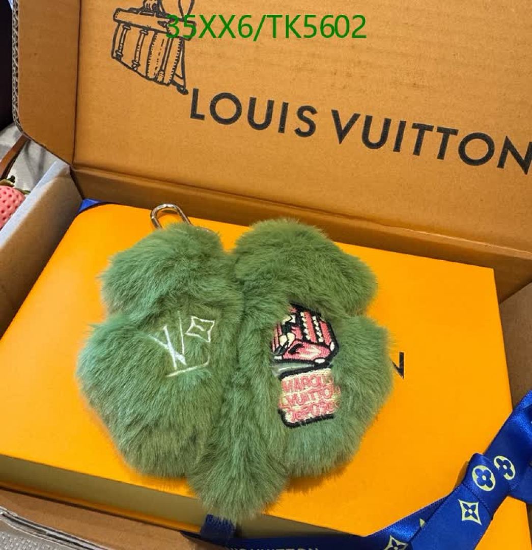 LV-Keychains & Bag Charms Code: TK5602 $: 35USD