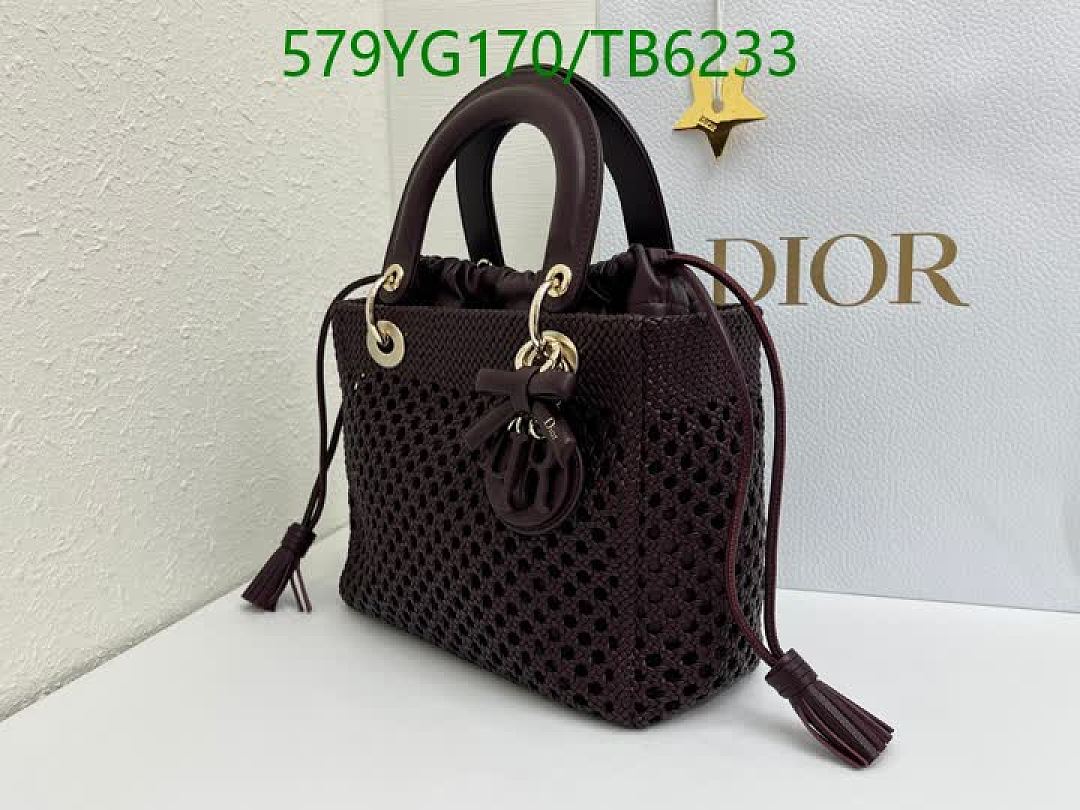 Dior-Bags(5A) Code: TB6233 $: 579USD