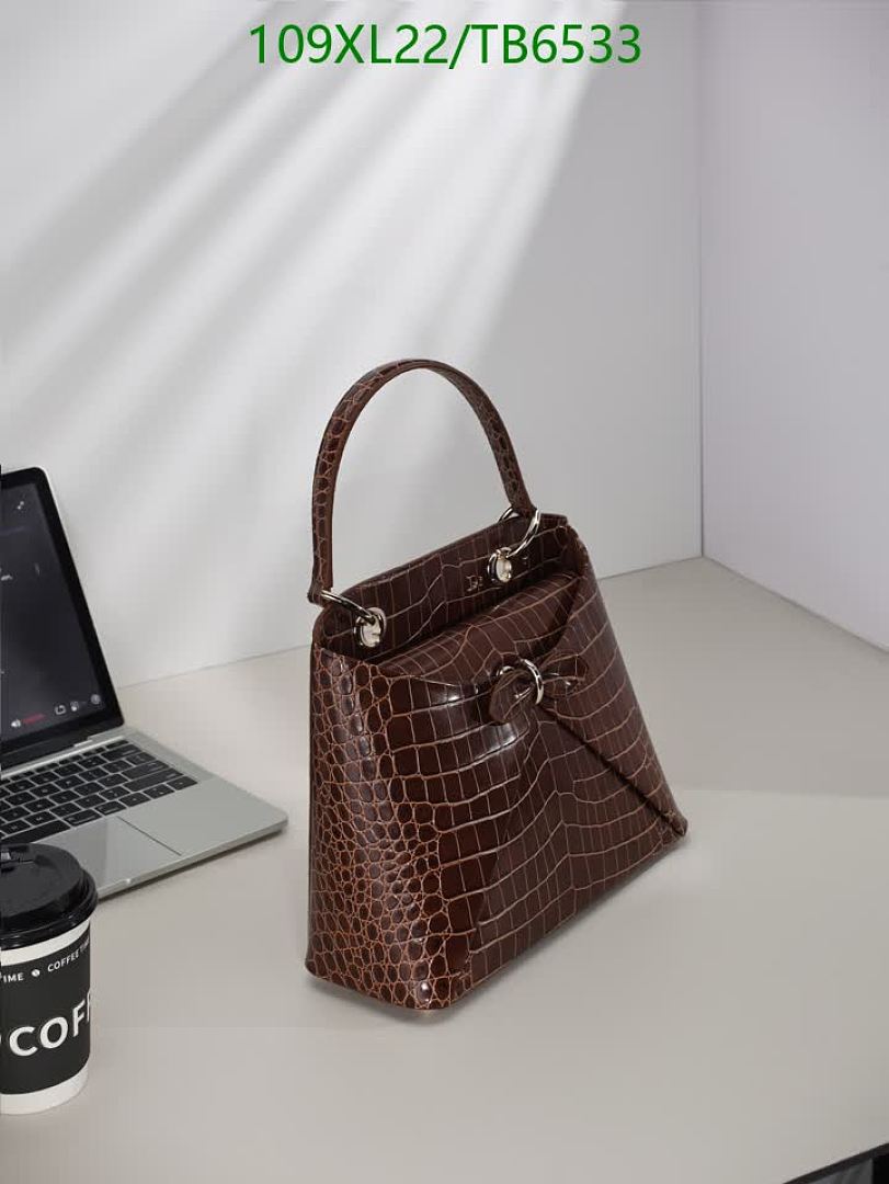 Dior-Bags(4A) Code: TB6533 $: 109USD