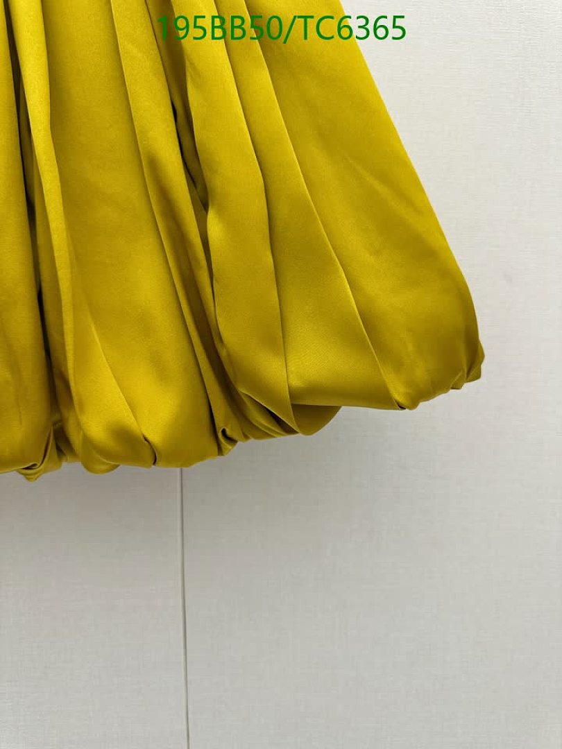 Miu Miu-Clothing Code: TC6365 $: 195USD