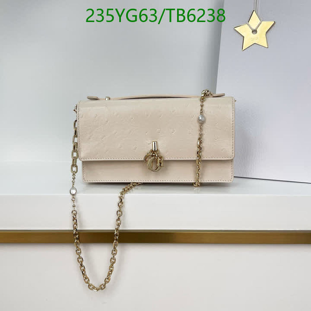 Dior-Bags(5A) Code: TB6238 $: 235USD