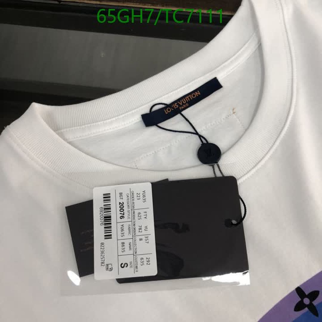 LV-Clothing Code: TC7111 $: 65USD