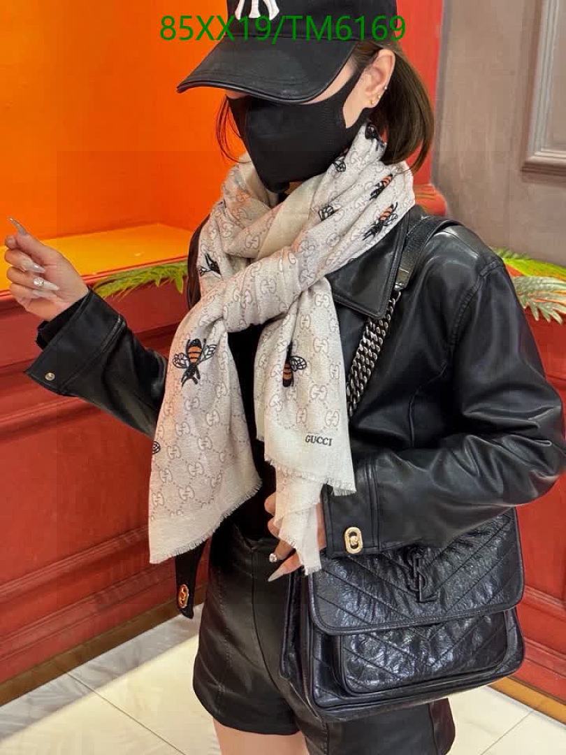 Hermes-Scarves Code: TM6169 $: 85USD