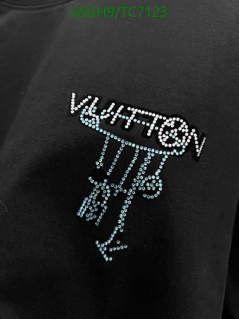 LV-Clothing Code: TC7123 $: 65USD