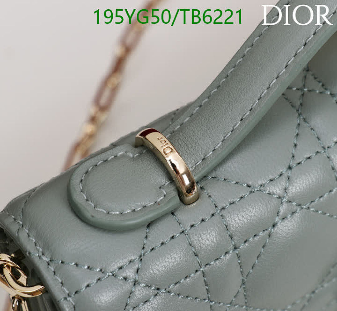 Dior-Bags(5A) Code: TB6221 $: 195USD