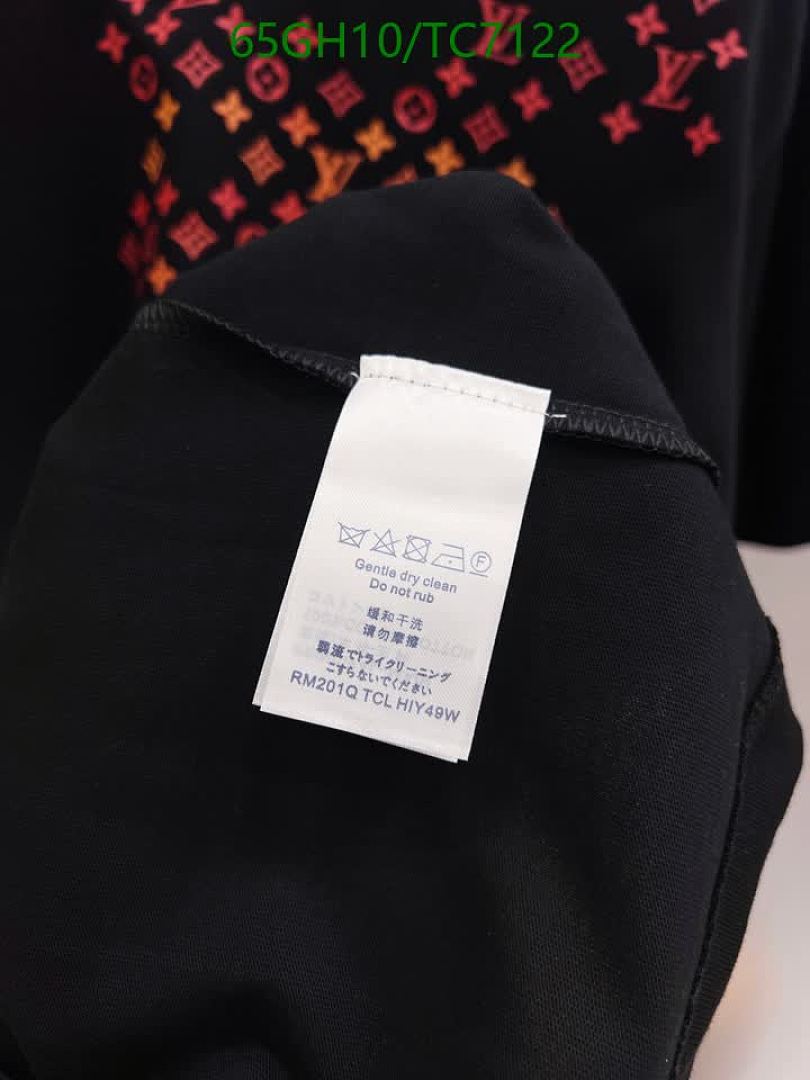 LV-Clothing Code: TC7122 $: 65USD