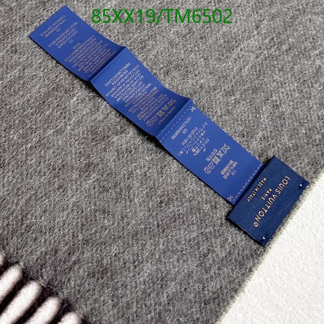 LV-Scarves Code: TM6502 $: 85USD