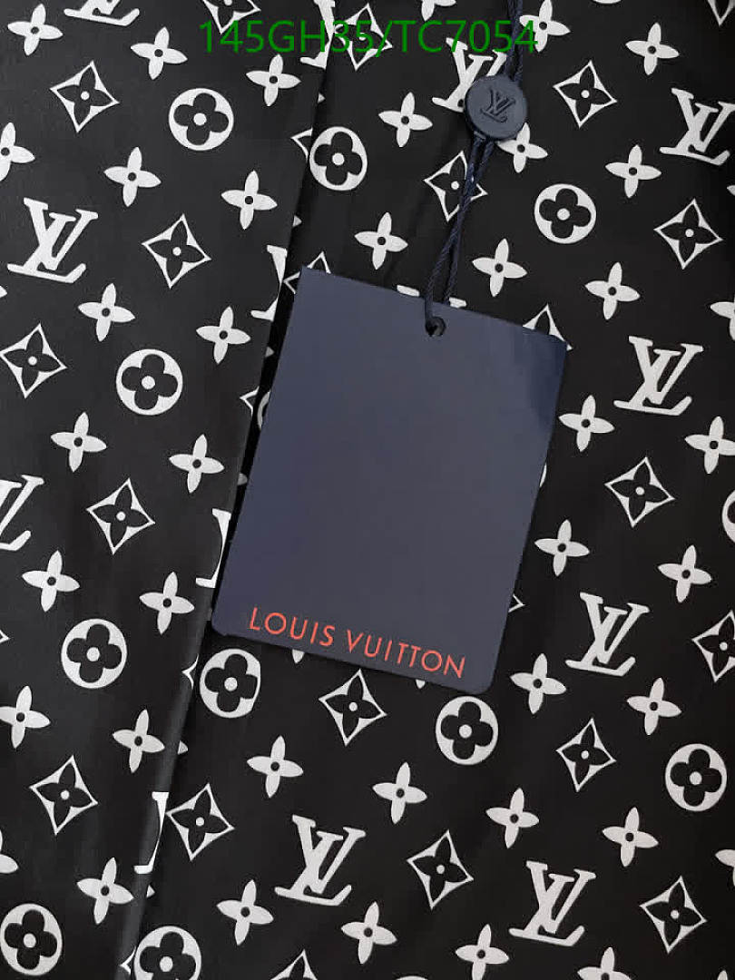 LV-Clothing Code: TC7054 $: 145USD