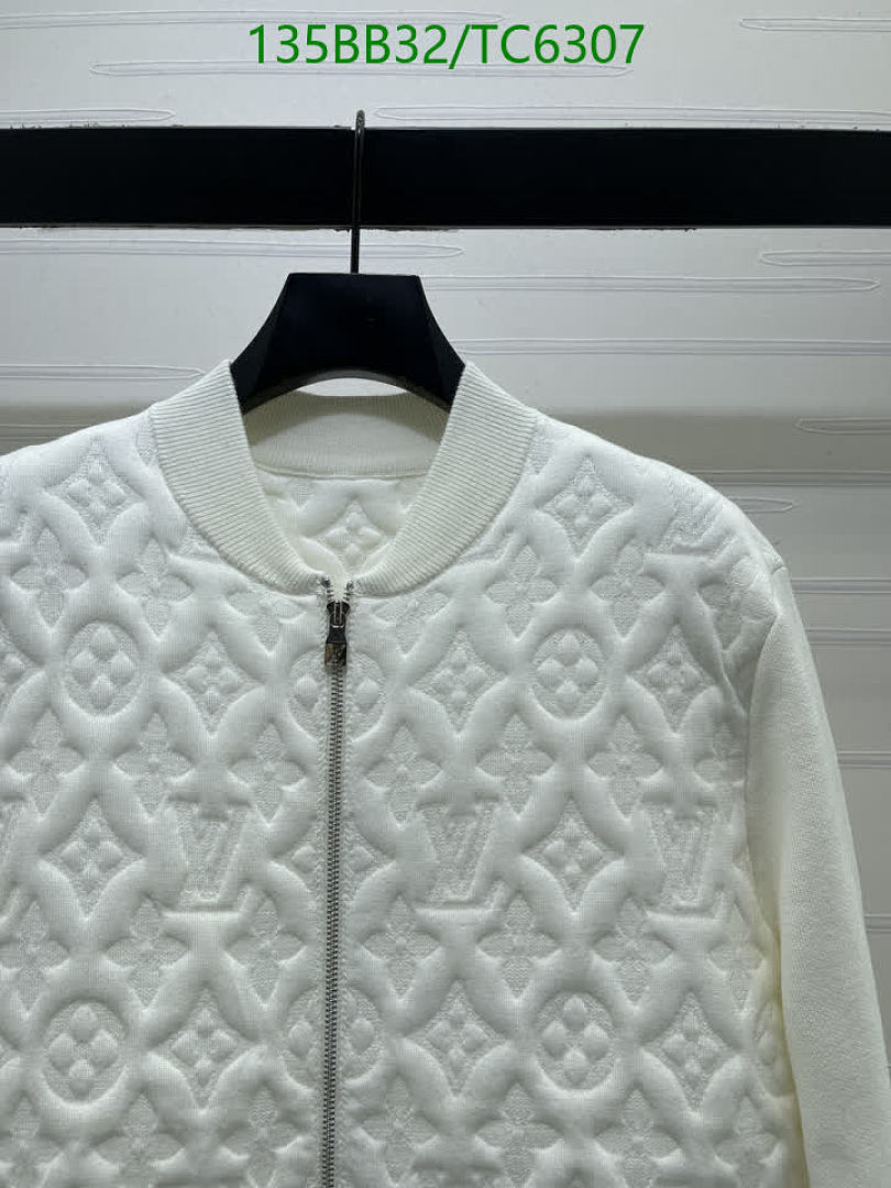 LV-Clothing Code: TC6307 $: 135USD