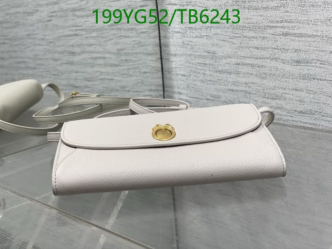Dior-Bags(5A) Code: TB6243 $: 199USD