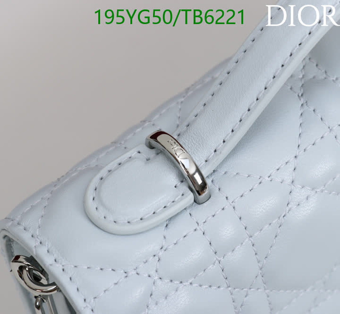 Dior-Bags(5A) Code: TB6221 $: 195USD