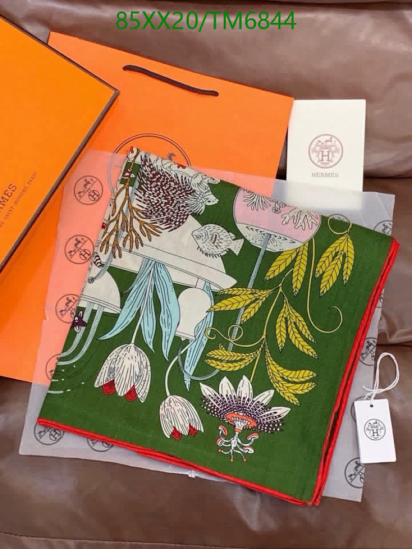 Hermes-Scarves Code: TM6844 $: 85USD