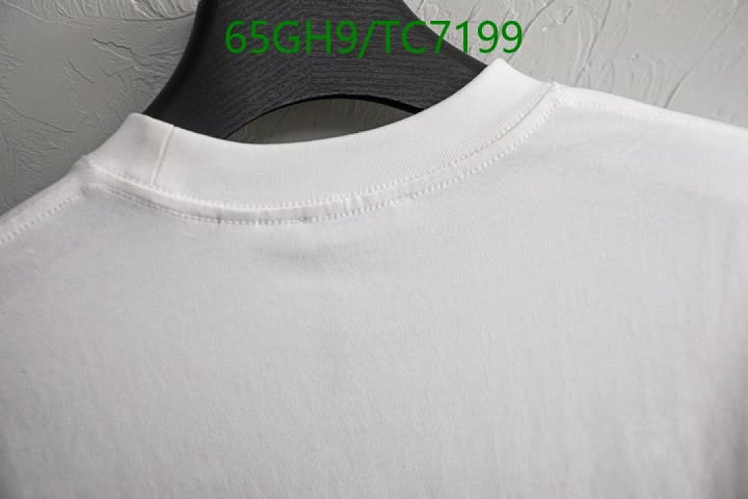 Burberry-Clothing Code: TC7199 $: 65USD