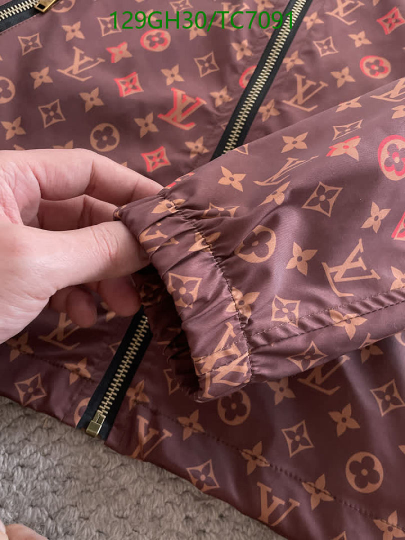 LV-Clothing Code: TC7091 $: 129USD