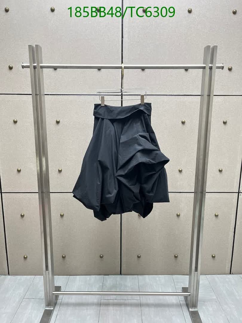 LV-Clothing Code: TC6309 $: 185USD