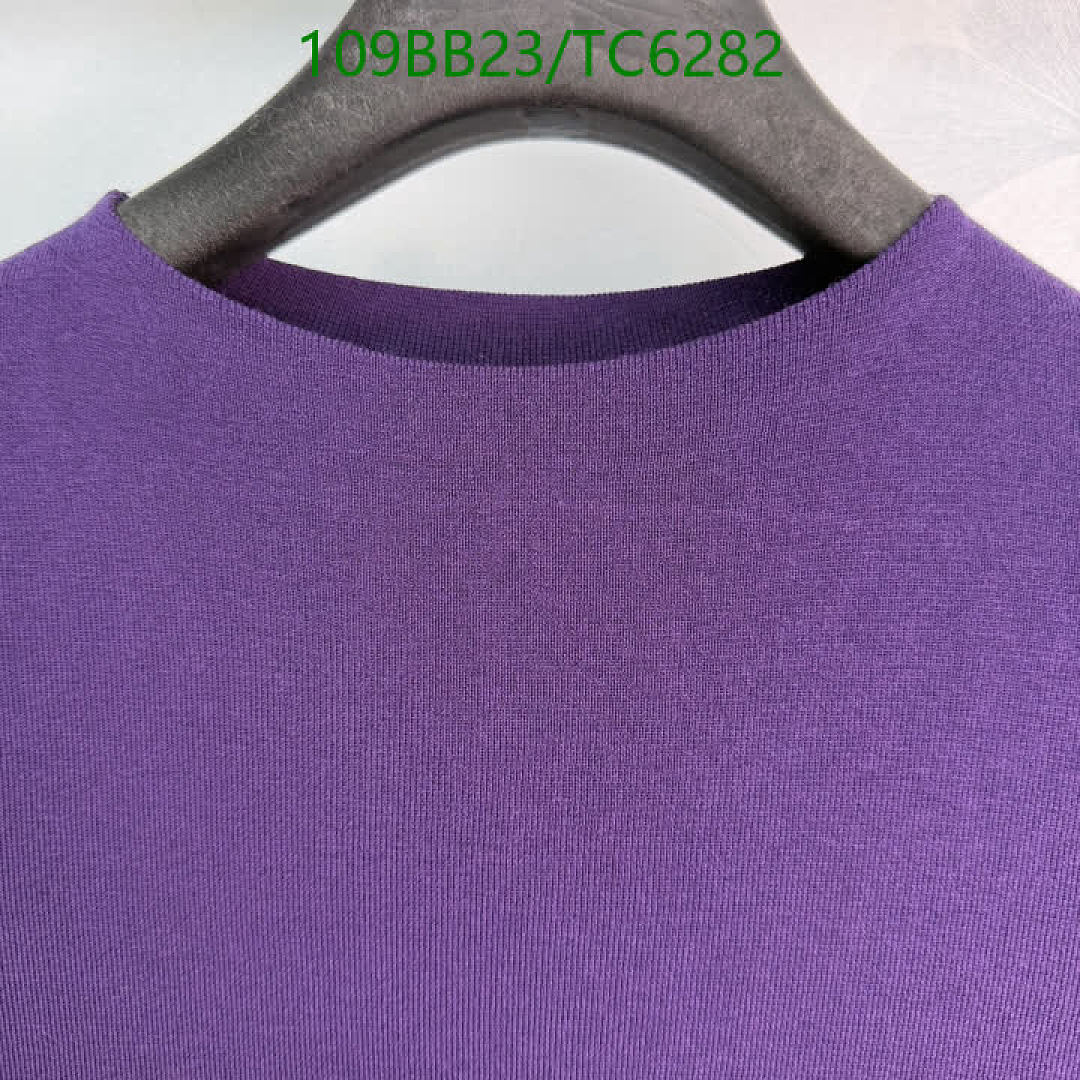 LV-Clothing Code: TC6282 $: 109USD