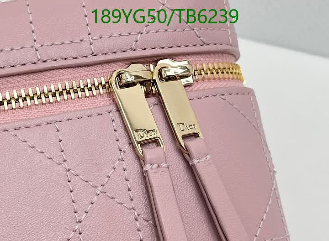 Dior-Bags(5A) Code: TB6239 $: 189USD