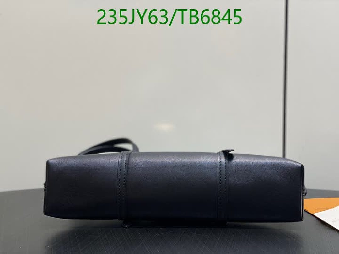 LV-Bags(5A) Code: TB6845 $: 235USD