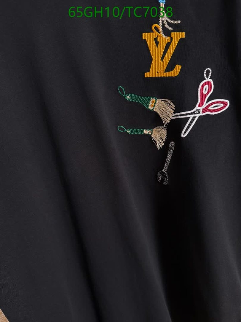 LV-Clothing Code: TC7038 $: 65USD