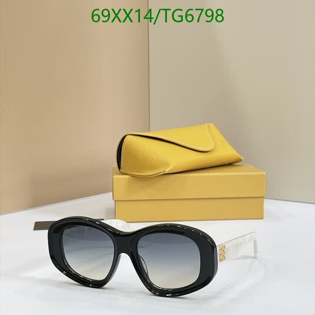 Loewe-Glasses Code: TG6798 $: 69USD