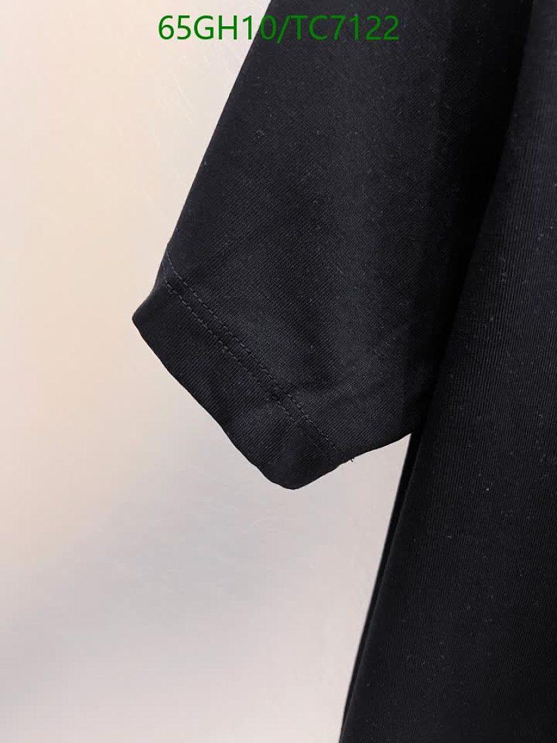 LV-Clothing Code: TC7122 $: 65USD