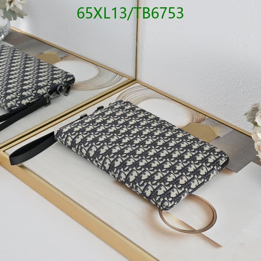 Dior-Bags(4A) Code: TB6753 $: 65USD