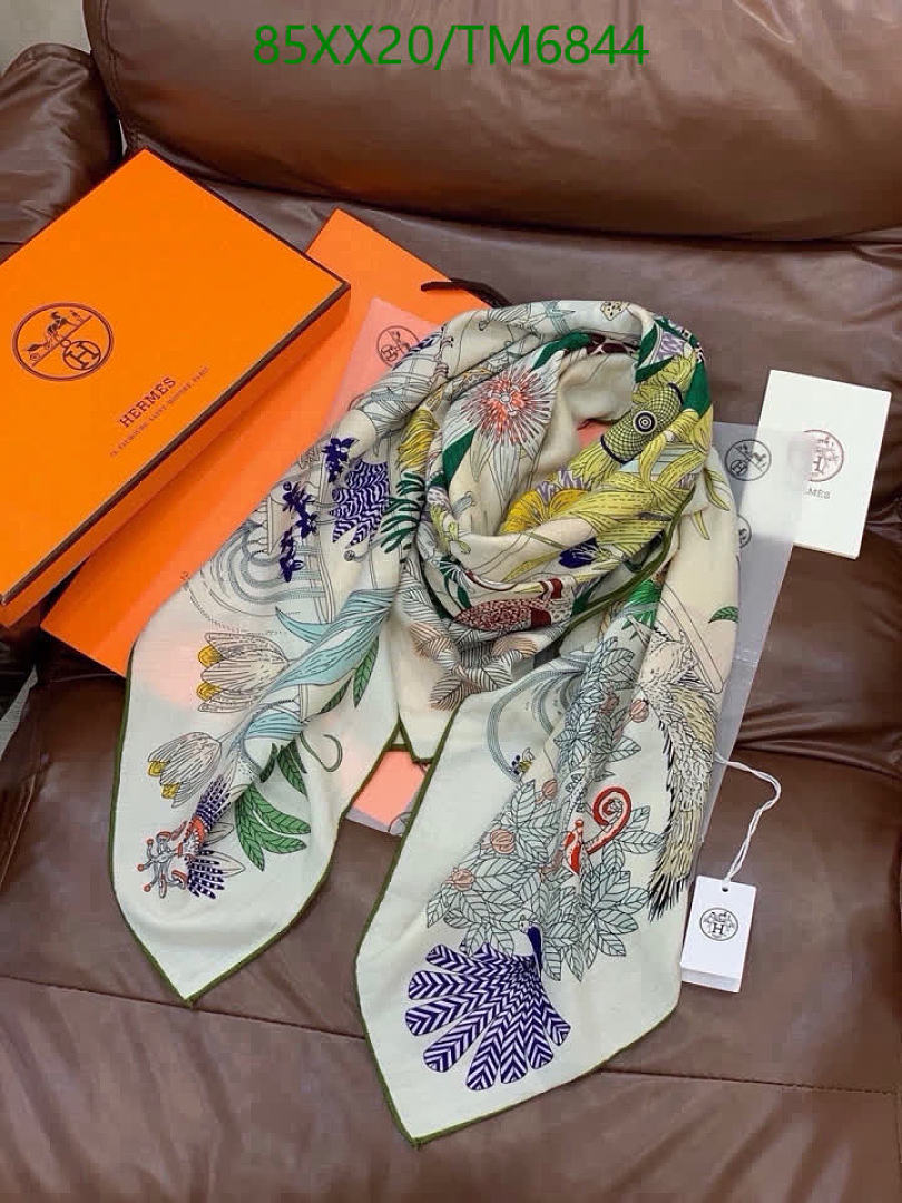 Hermes-Scarves Code: TM6844 $: 85USD