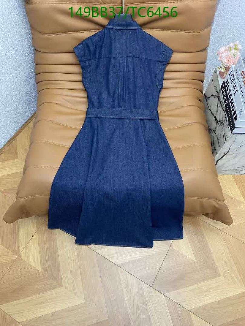 Valentino-Clothing Code: TC6456 $: 149USD