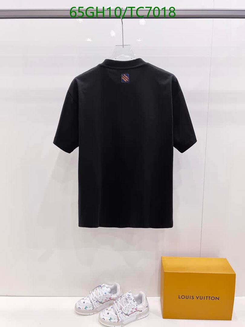 LV-Clothing Code: TC7018 $: 65USD