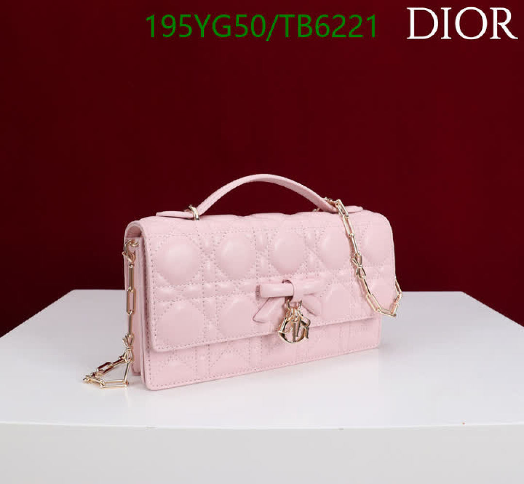 Dior-Bags(5A) Code: TB6221 $: 195USD