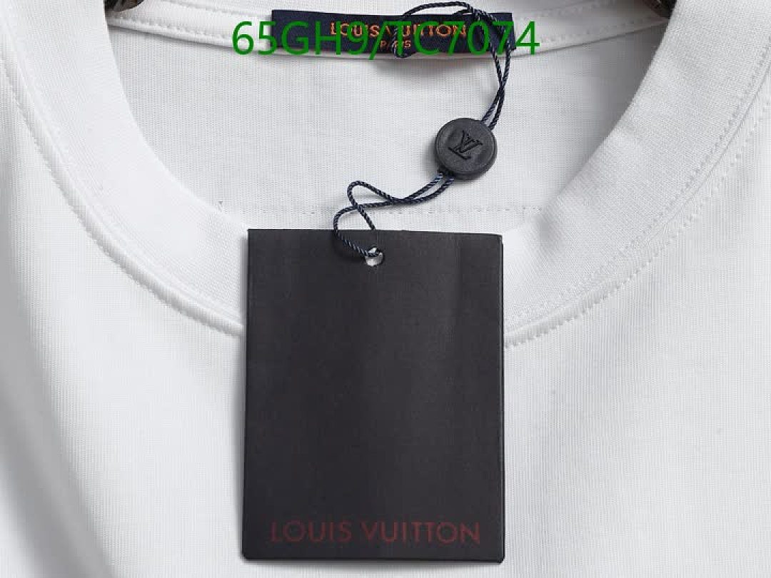 LV-Clothing Code: TC7074 $: 65USD