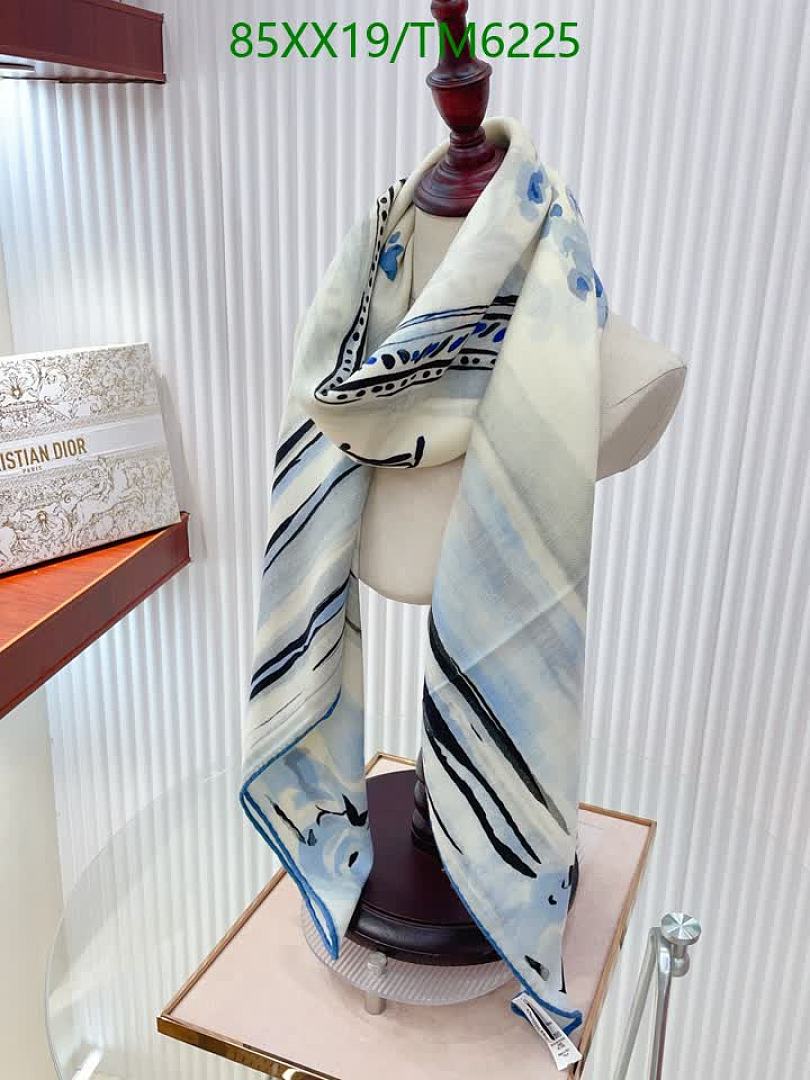 Celine-Scarves Code: TM6225 $: 85USD