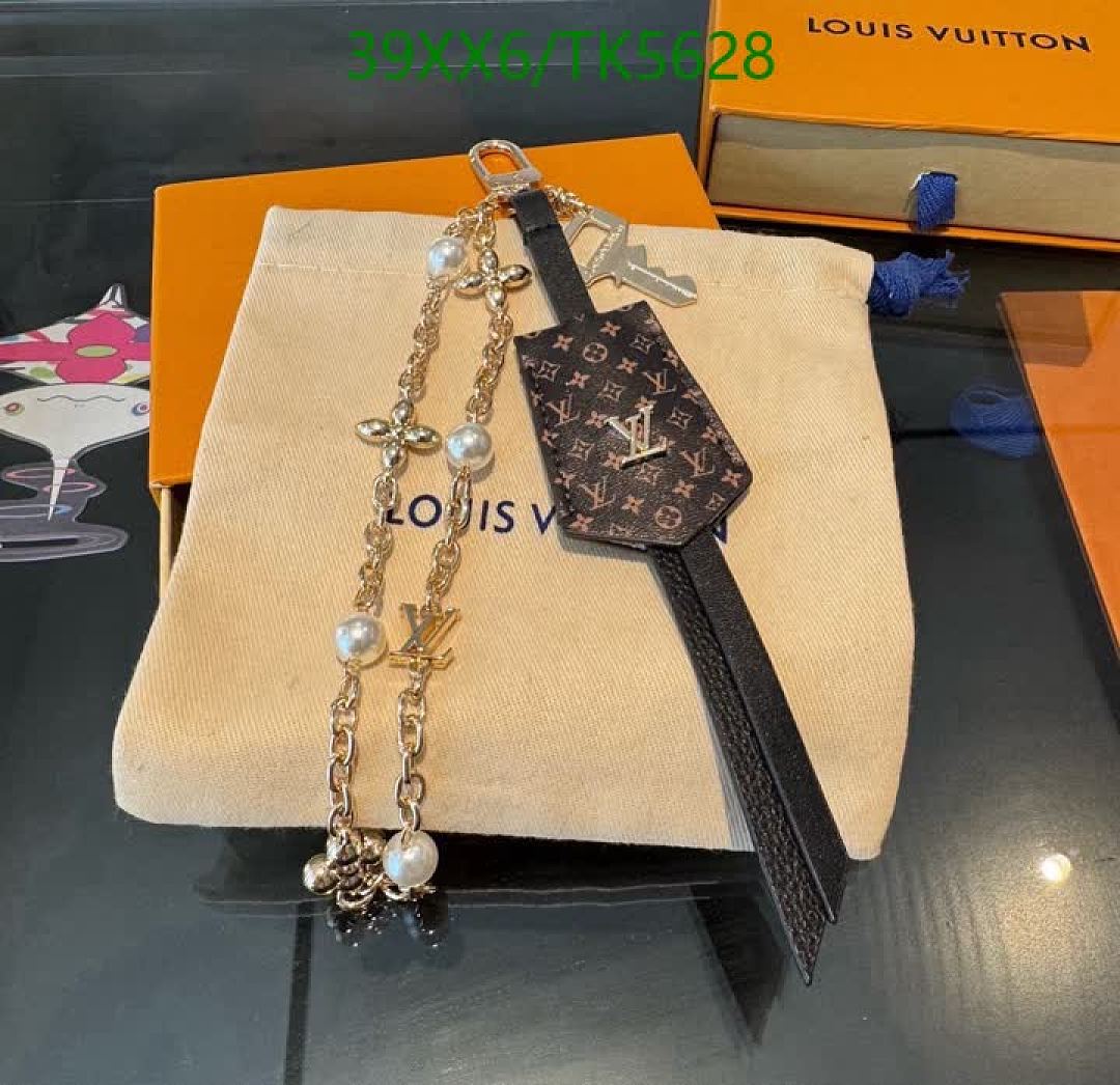 LV-Keychains & Bag Charms Code: TK5628 $: 39USD