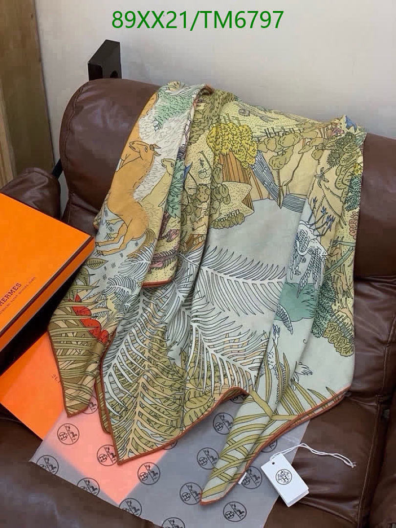 Hermes-Scarves Code: TM6797 $: 89USD