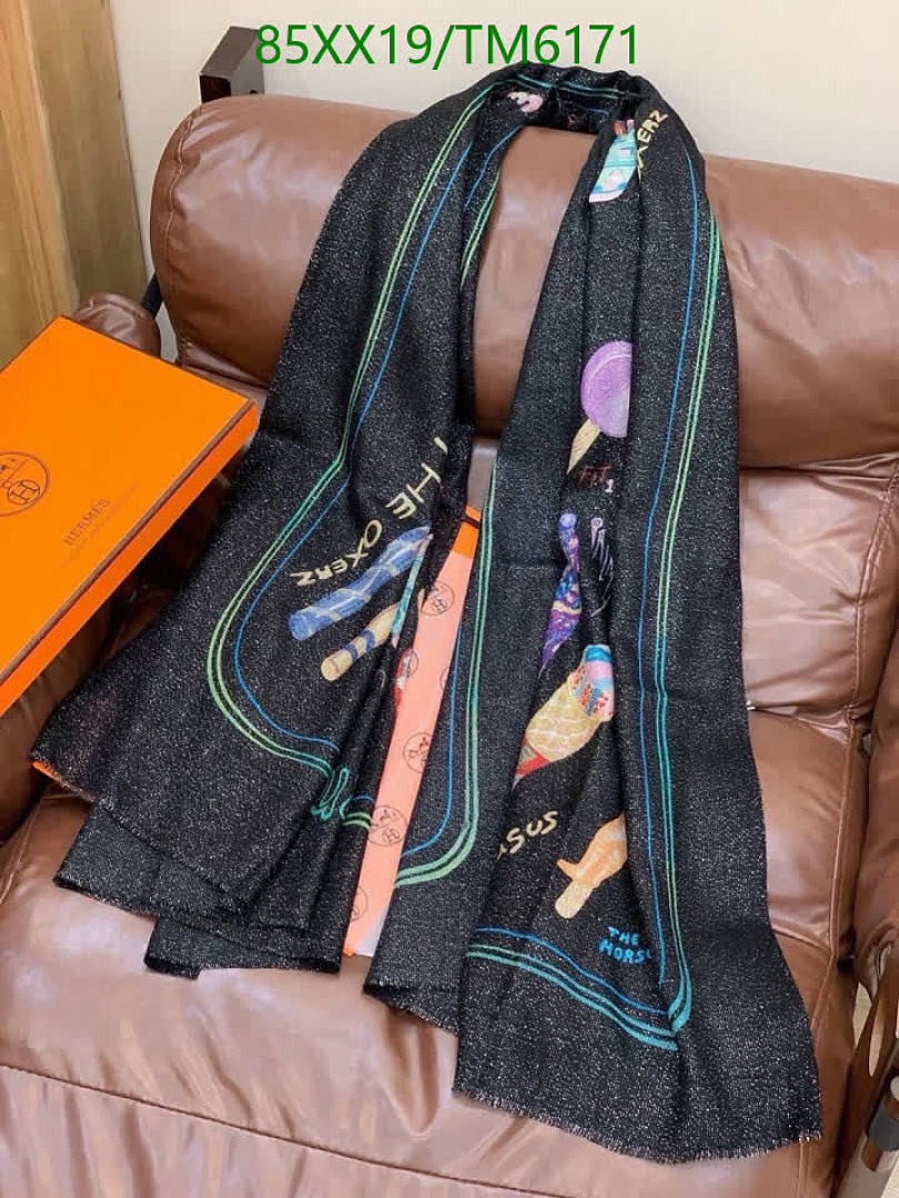 Hermes-Scarves Code: TM6171 $: 85USD