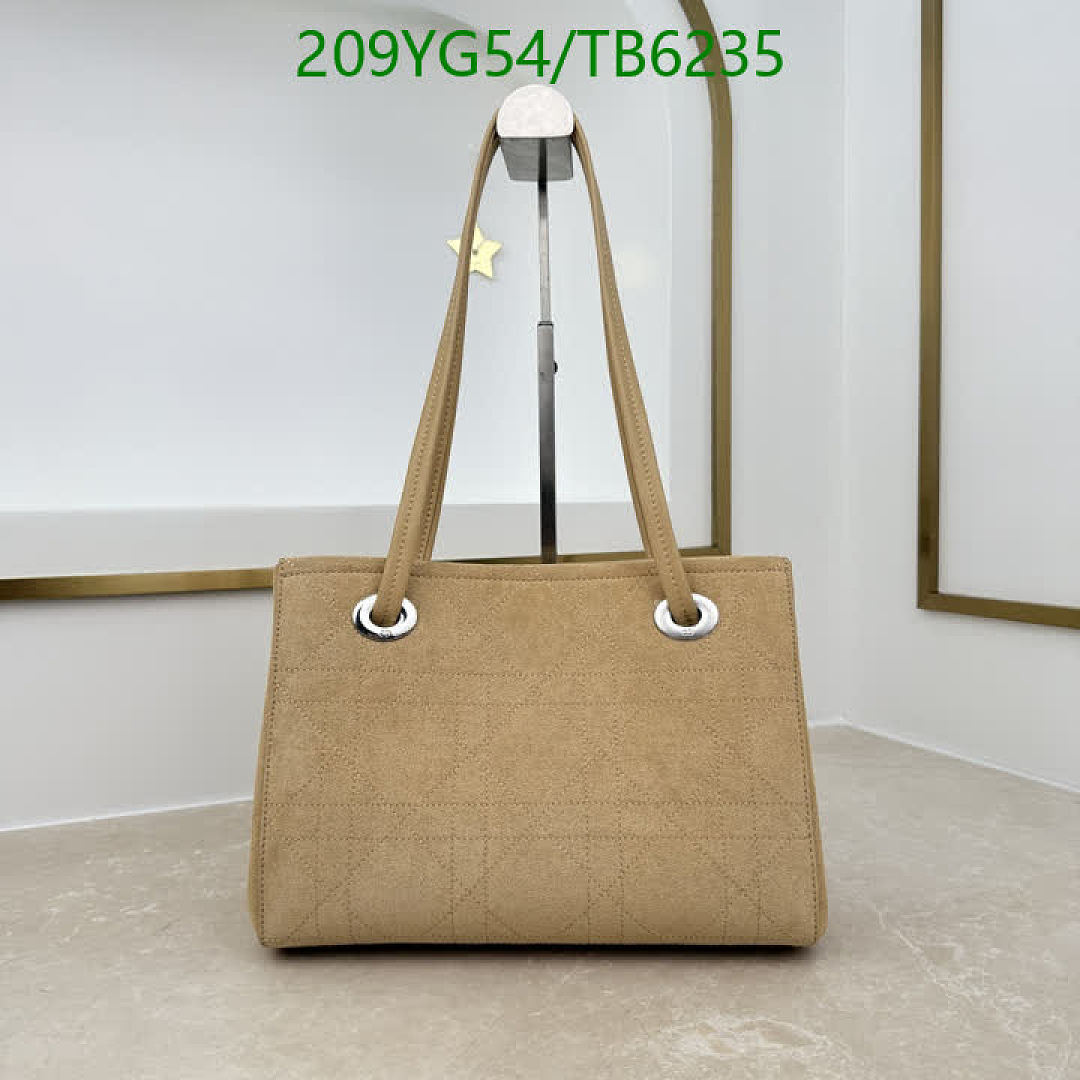 Dior-Bags(5A) Code: TB6235 $: 209USD