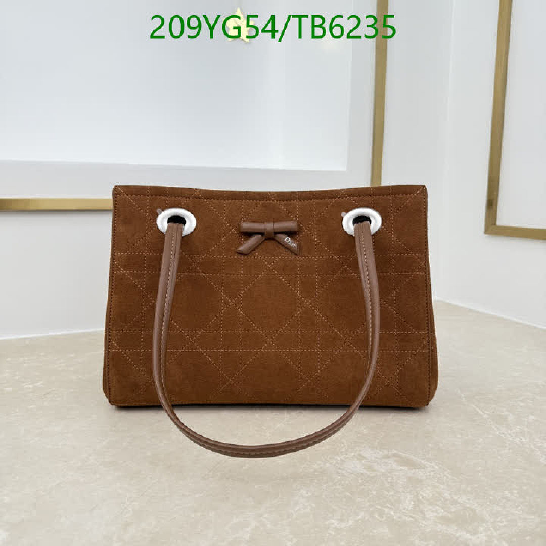 Dior-Bags(5A) Code: TB6235 $: 209USD