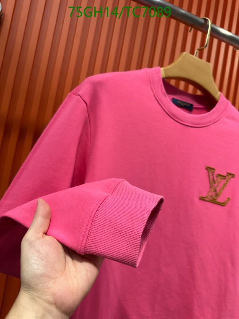LV-Clothing Code: TC7089 $: 75USD