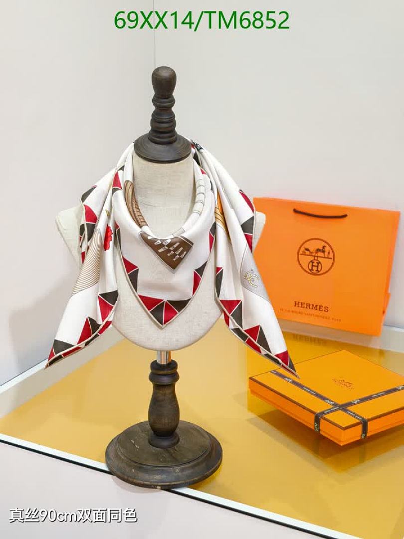 Hermes-Scarves Code: TM6852 $: 69USD