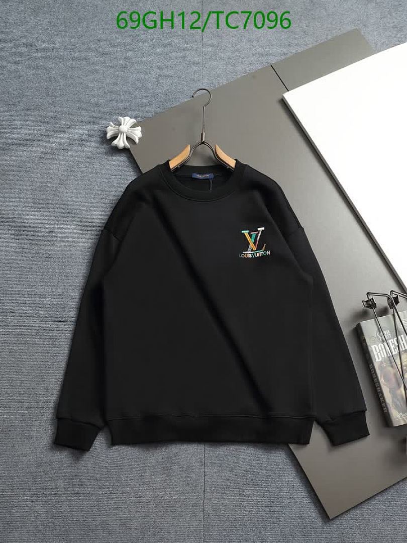 LV-Clothing Code: TC7096 $: 69USD