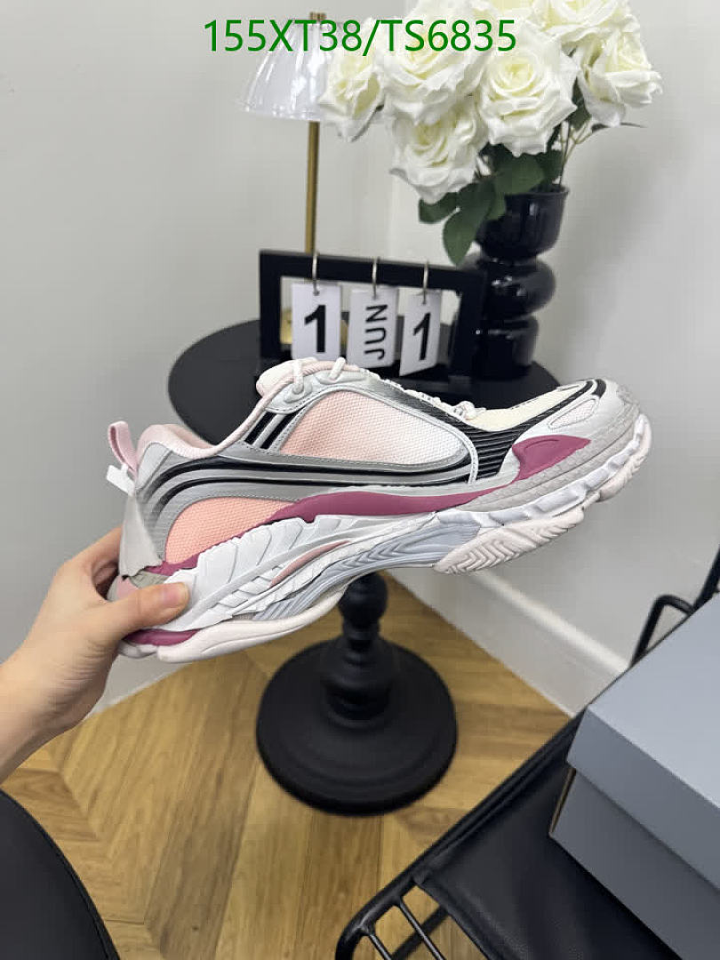 Balenciaga-Shoes(Women) Code: TS6835 $: 155USD
