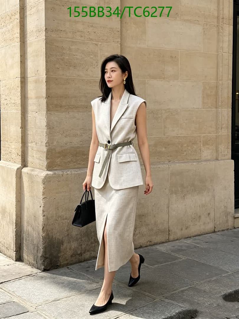 LV-Clothing Code: TC6277 $: 155USD