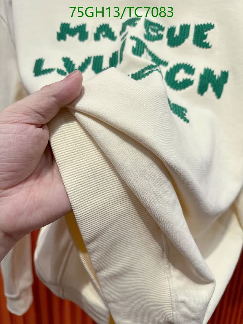 LV-Clothing Code: TC7083 $: 75USD