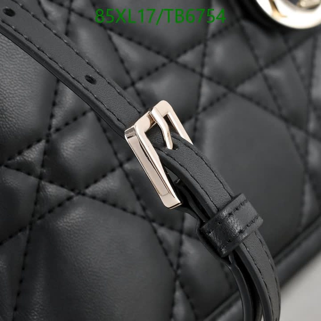 Dior-Bags(4A) Code: TB6754 $: 85USD